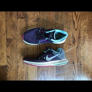 Nike zoom winflo 2 shoes
